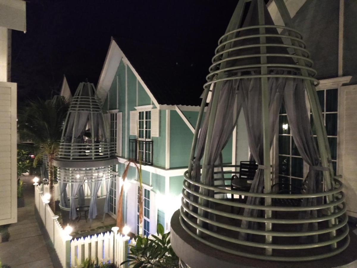 Royale Chenang Resort Pantai Cenang  Esterno foto